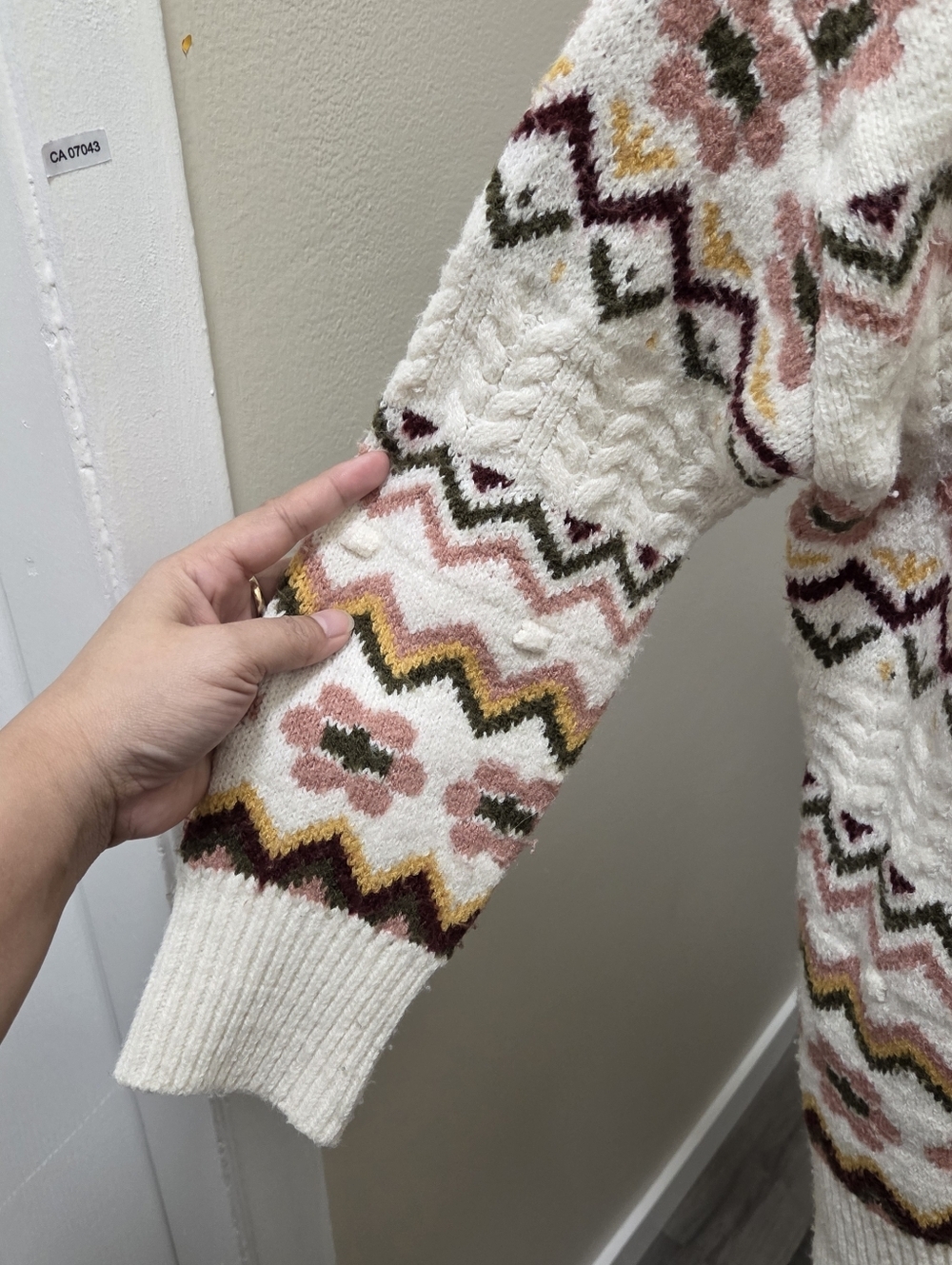 Dex Cream Patterned Chunky Knit Cardigan Boho Cottagecore Cozy Grandpa Style - Picture 4 of 11